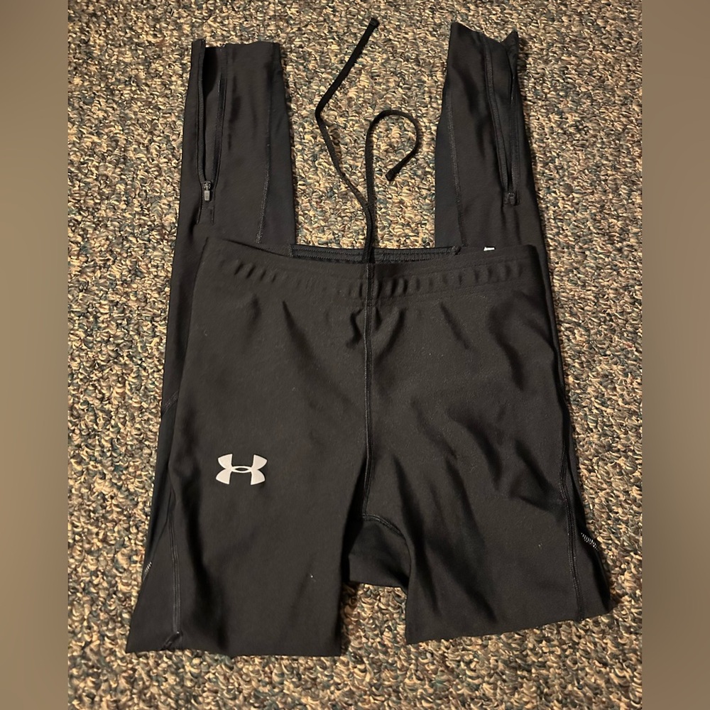Under Armour Black HeatGear Leggings
